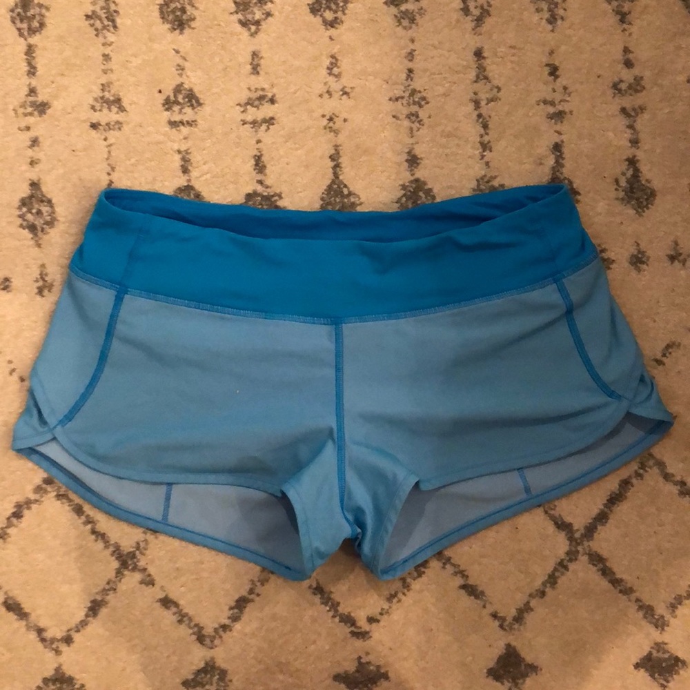 Lululemon Speed Up Short Long 
4" - Size 6